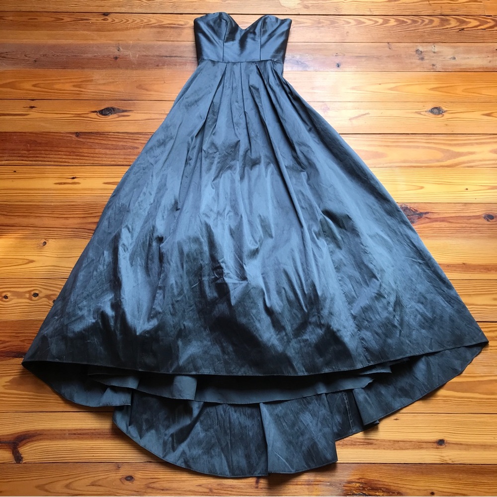Jim Hjelm Occasions Grey Silver Shiny Strapless Gown, EUC, 2